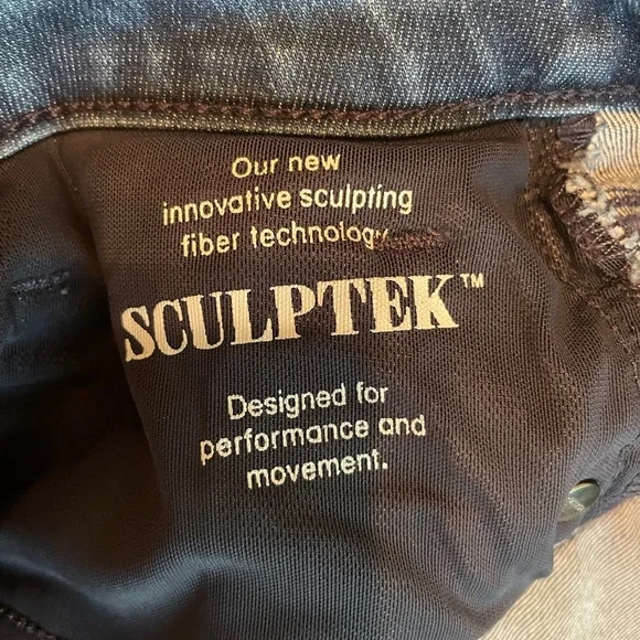 Athleta skinny jeans. - Picture 6 of 9